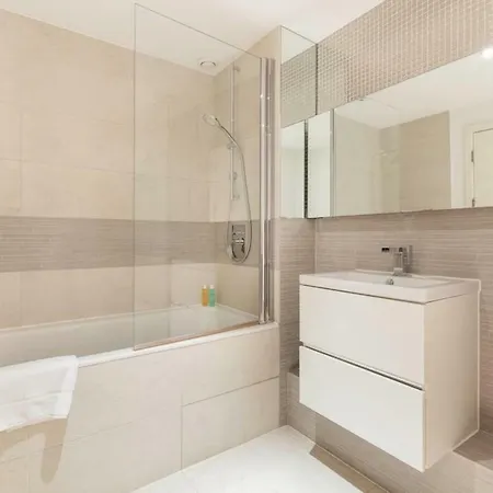 דירה Bright 2bed W Balcony Near The Thames *