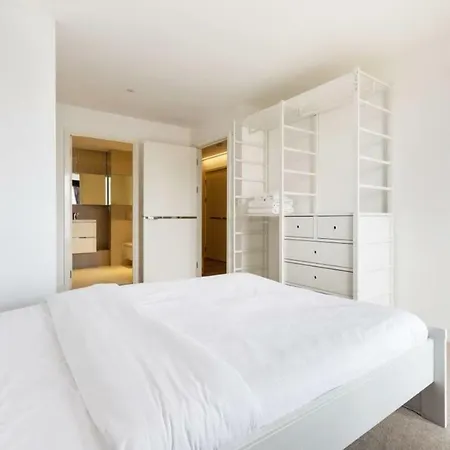 Bright 2bed W Balcony Near The Thames דירה *